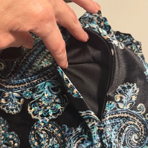 Sandra Darren Black and Blue Paisley Velvet Dress Size 8 - Picture 8 of 10